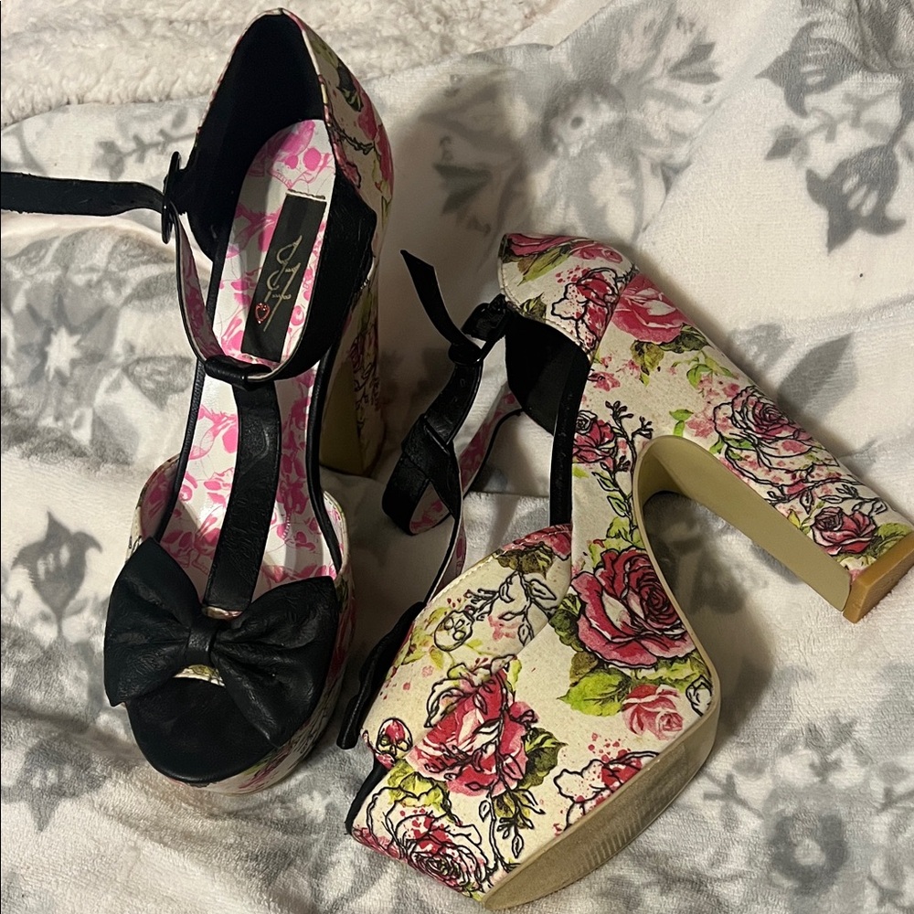Rare Iron Fist Rose Chunky Platform Heels